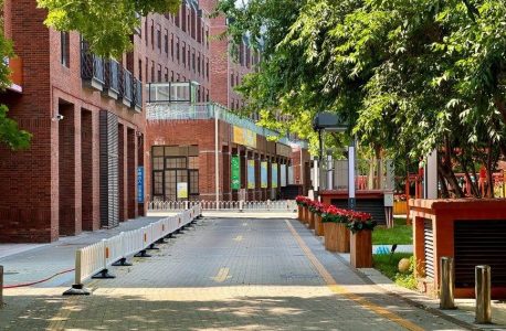 guide for planning design and operation of pedestrian facilities